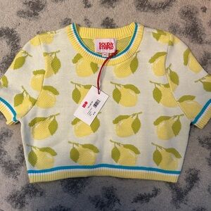 Solid and striped June top size m